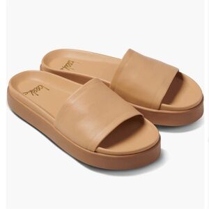 Beek Chick Platform Slide Sandal